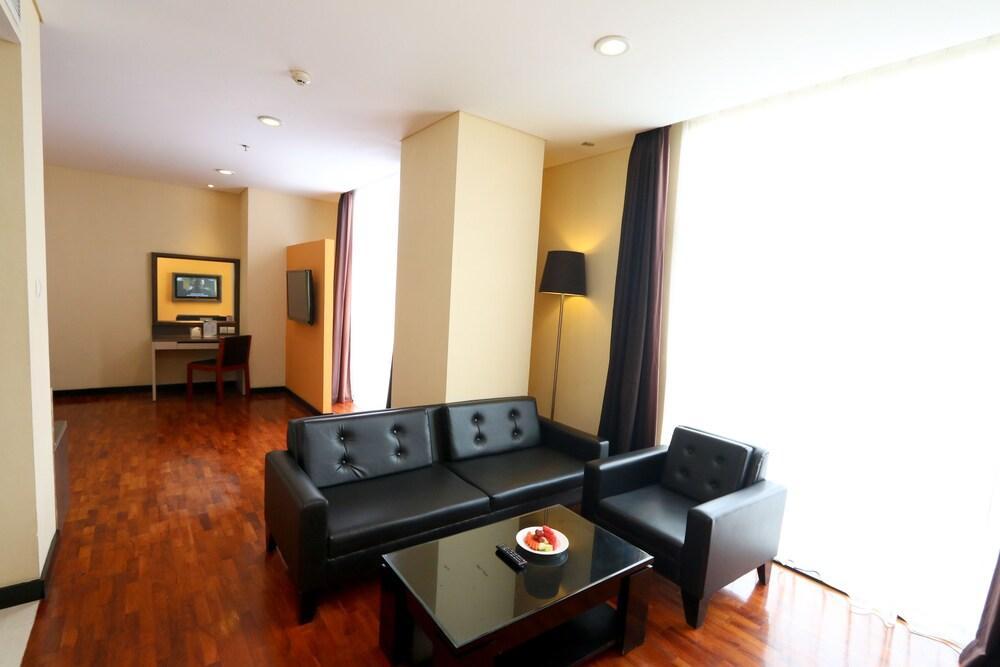 Hotel The 1O1 Malang Oj Exterior foto